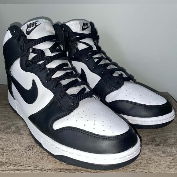 Nike Dunk High Panda - Picture 4 of 7